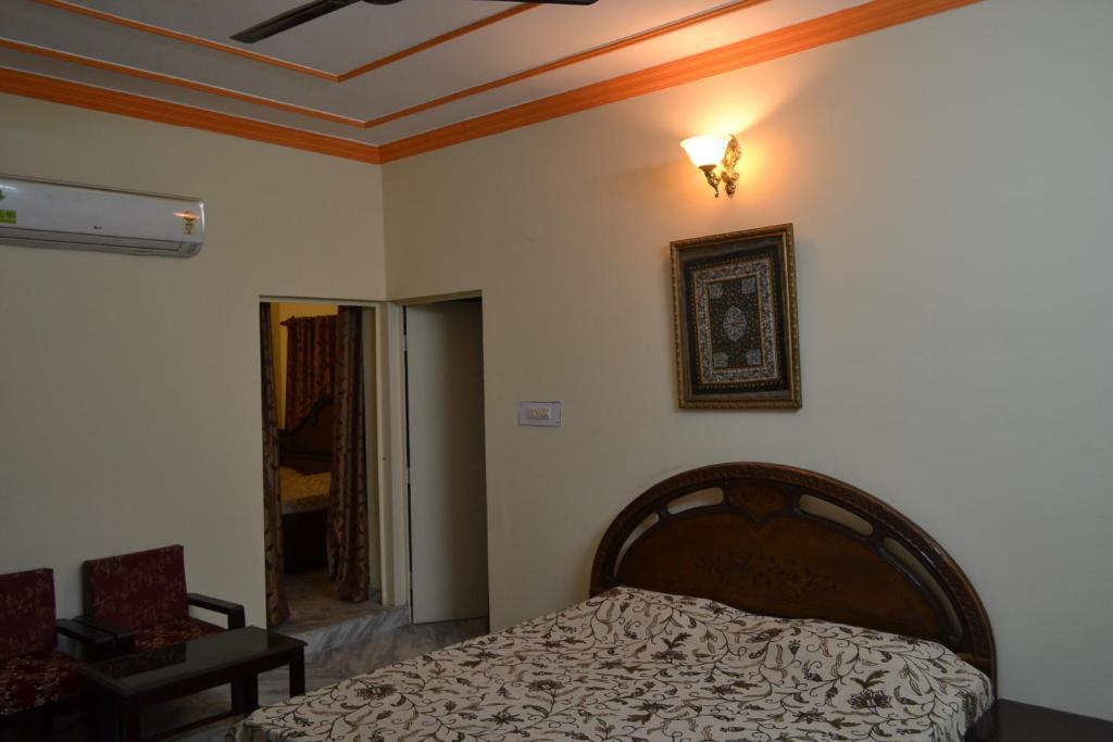 Sai Home Stay Bed & Breakfast- Near Tajmahal Agra  Exterior photo