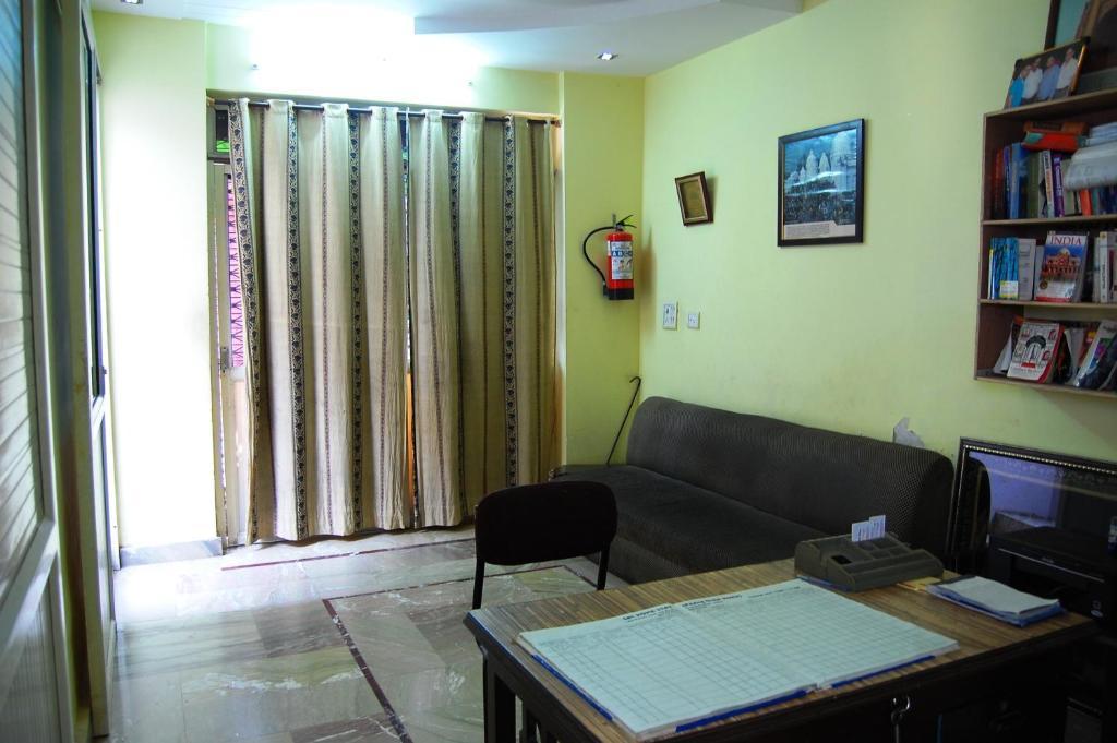 Sai Home Stay Bed & Breakfast- Near Tajmahal Agra  Exterior photo